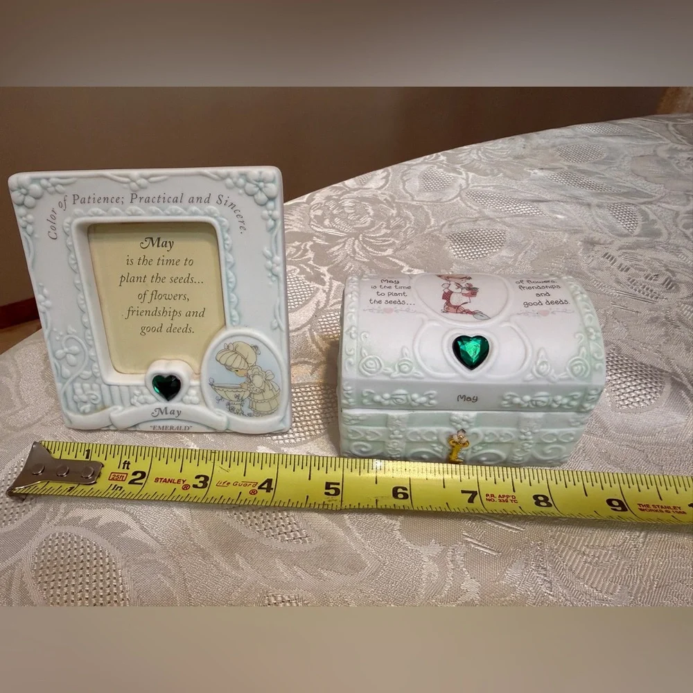 Vintage Enesco Precious Moments May Birthday Trinket Box and Frame- Set of Two - Picture 11 of 11